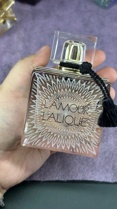 парфюм L'amour Lalique