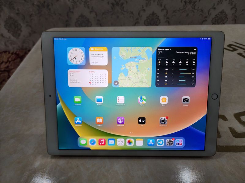 Ipad Pro (12,9) (2-пок) 512 ГБ (WiFi+sim) + Apple pencil + зарядка