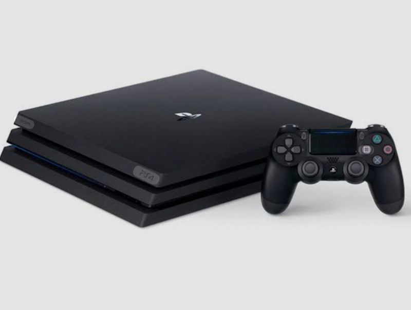 Продается playstation 4 pro Продается playstation 4 pro