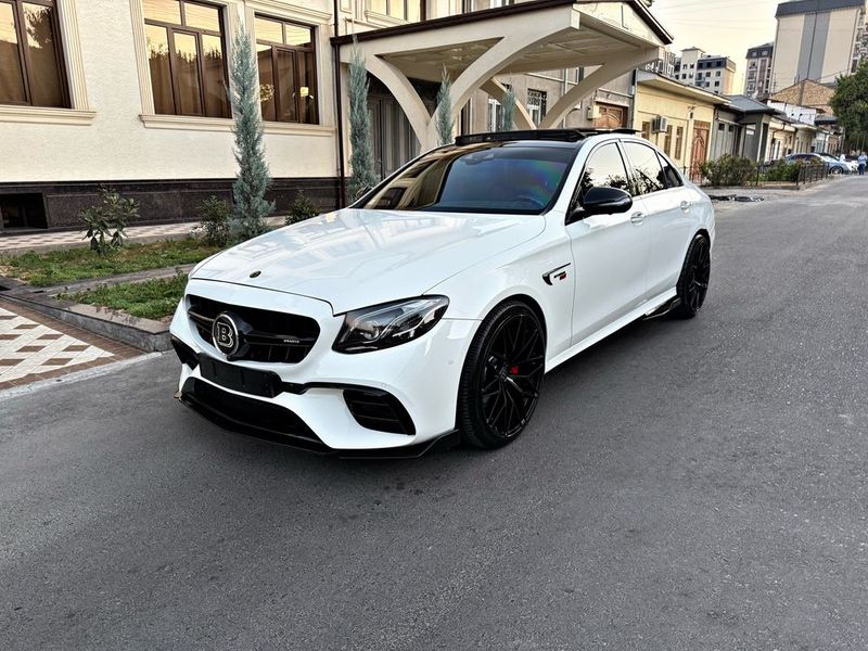 Mercedes Benz BRABUS Body kit W213 Состаяние Зор Пробег 129000Км Mercedes Benz BRABUS Body kit W213 Состаяние Зор Пробег 129000Км