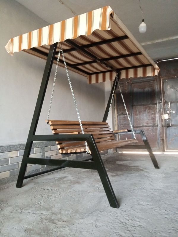 Качели из железо