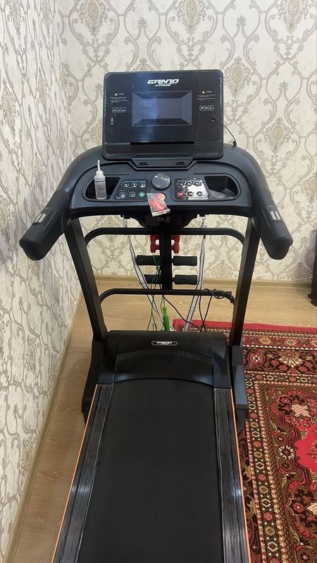 Продам беговую дорожку Grand Fitness Продам беговую дорожку Grand Fitness