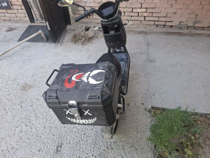 Продоётся электро скутор, пользовались 7 месяцов, в хорошем состоянии Продоётся электро скутор, пользовались 7 месяцов, в хорошем состоянии