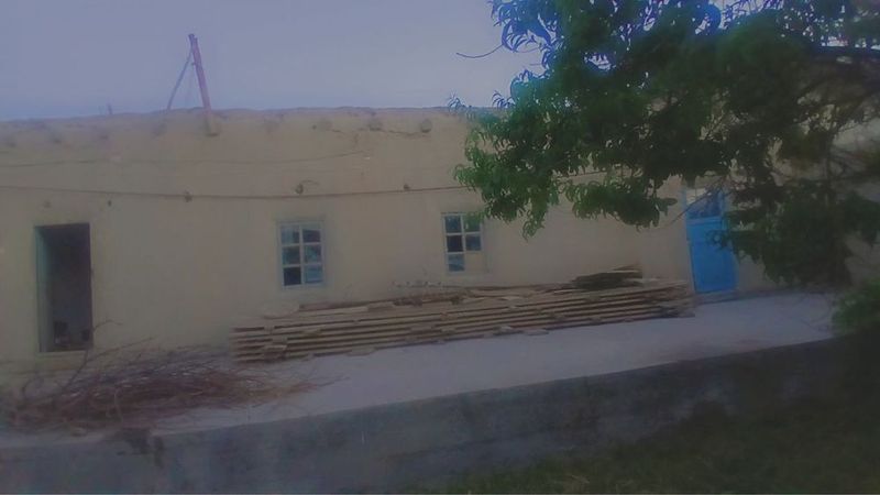 Hovli sotiladi hamma sharoitga ega Hovli sotiladi hamma sharoitga ega