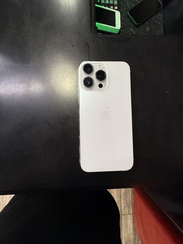 Срочно продается Iphone 14 pro max 256 gb