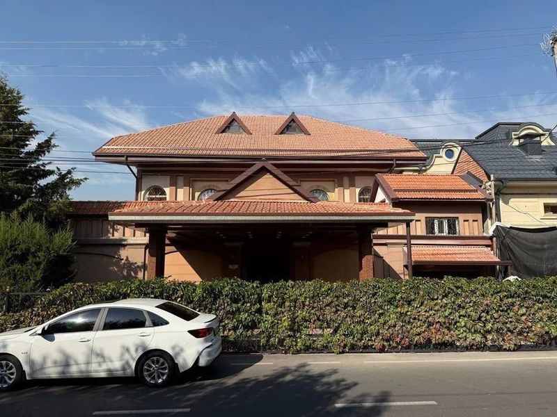срочно продается современный дом Никитина 12-соток фасад 42-метр срочно продается современный дом Никитина 12-соток фасад 42-метр