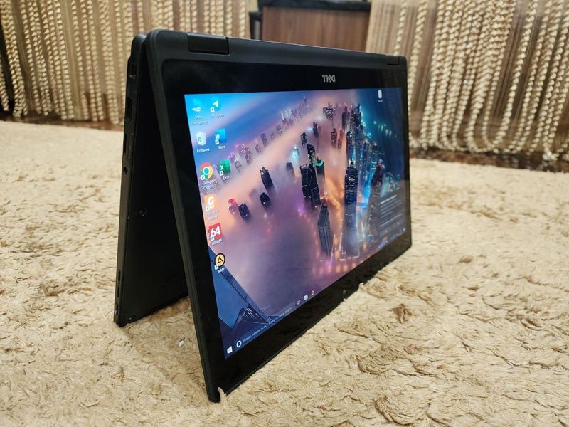 Noutbook Dell COREi7-7600 DELL 5489 X360 Noutbook Dell COREi7-7600 DELL 5489 X360
