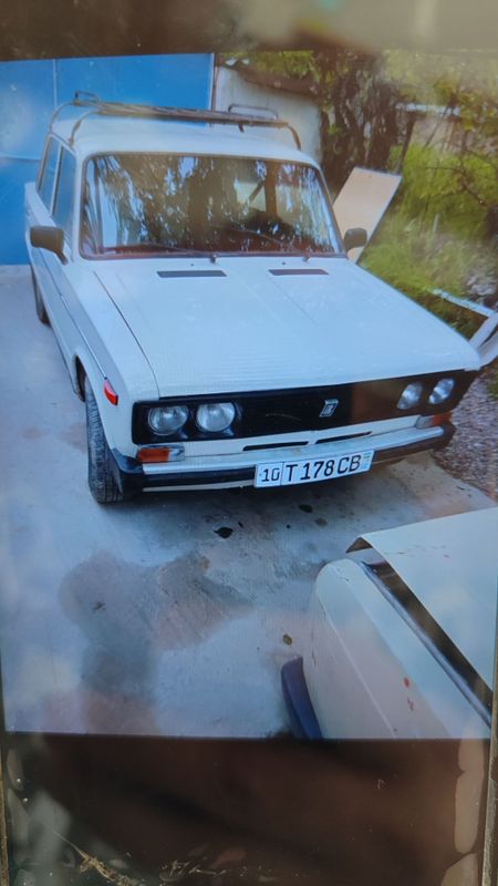 Vaz 21 06 sotiladi