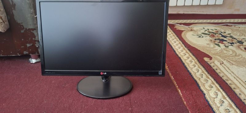 LG 23 monitor | монитор