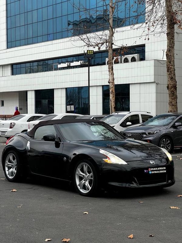 • Nissan 370Z (Эксклюзивное предложение) •