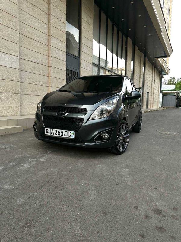 Chevrolet Spark 2018 год в идеальном состоянии Chevrolet Spark 2018 год в идеальном состоянии