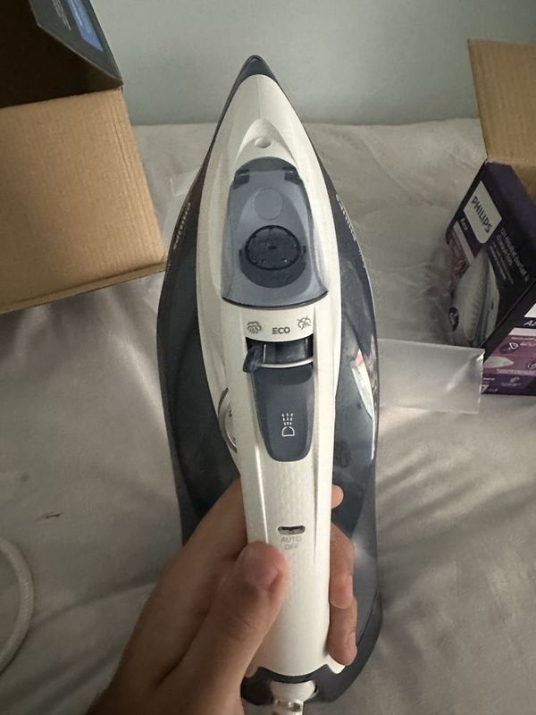 Утюг philips в иделаьном состянии как новый Утюг philips в иделаьном состянии как новый