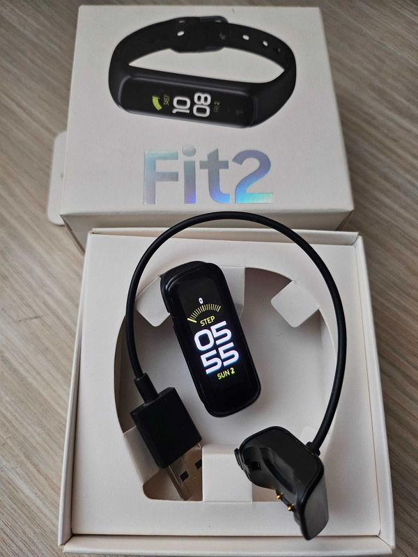 Фитнес-браслет Samsung Galaxy Fit2