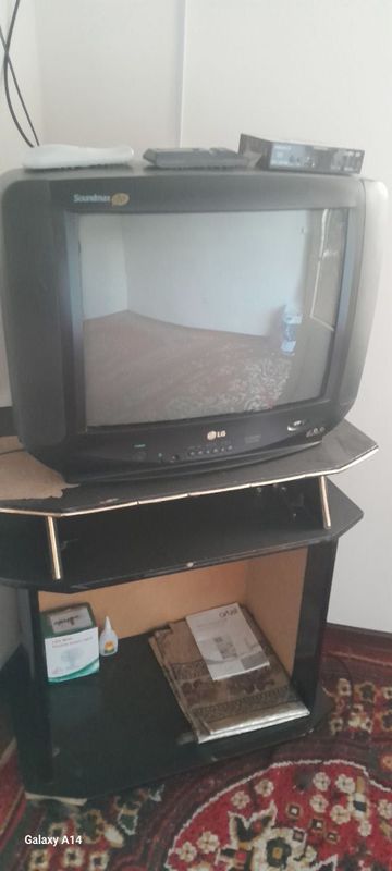 LG televizor sotiladi LG televizor sotiladi