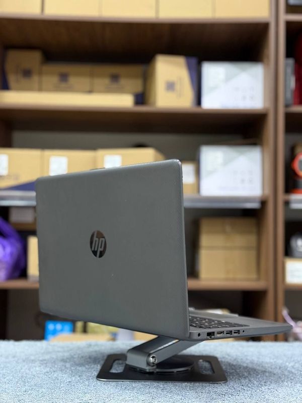 HP Laptop Core i3, 16GB DDR4, 1TB HDD, 256GB SSD