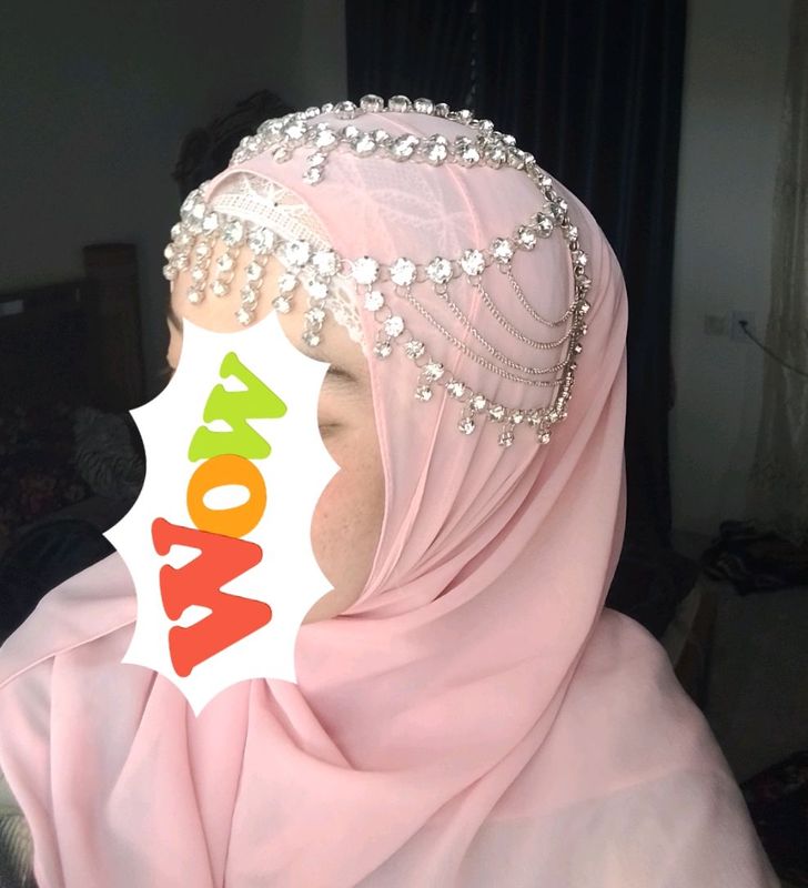 Hijobli Kelinlar uchun diadema Hijobli Kelinlar uchun diadema