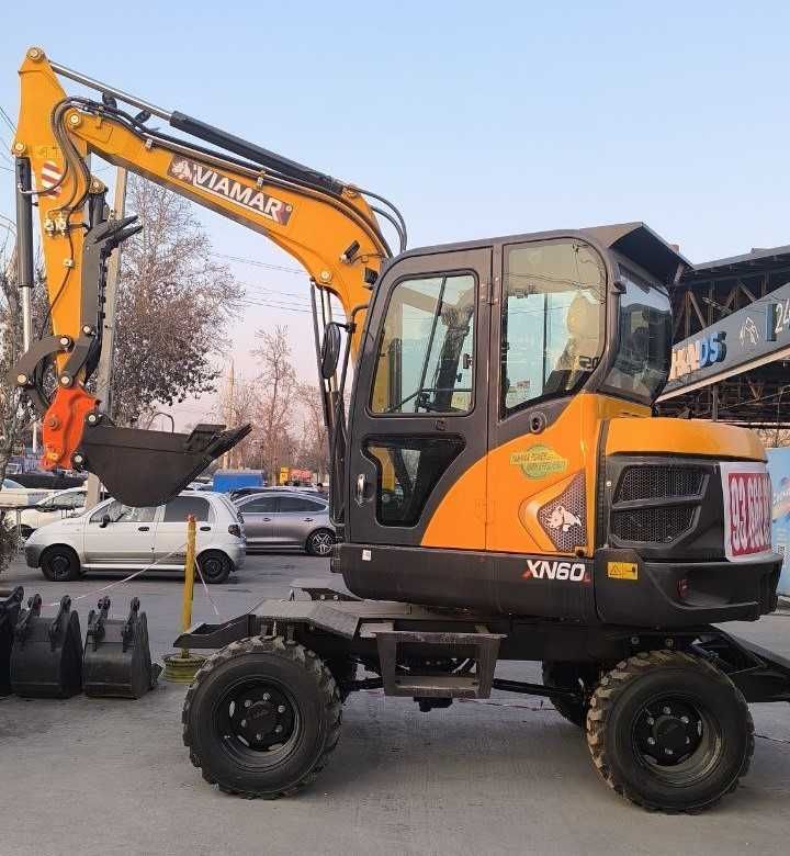 Экскаватор VIAMAR XN60L - двигатель YANMAR