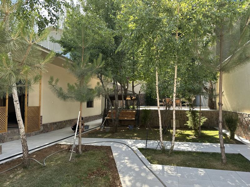 Oqtosh oilaviy dacha barcha sharoitlari bilan tog eonida prirodasi bil Oqtosh oilaviy dacha barcha sharoitlari bilan tog eonida prirodasi bil