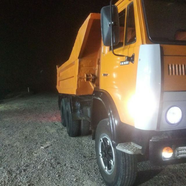 Kamaz samasval sotiladi