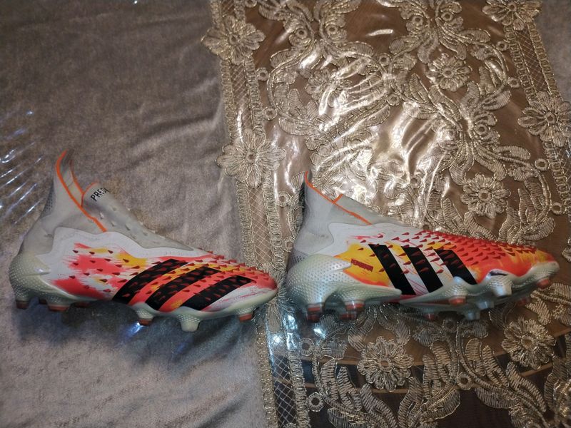Adidas predator Adidas predator