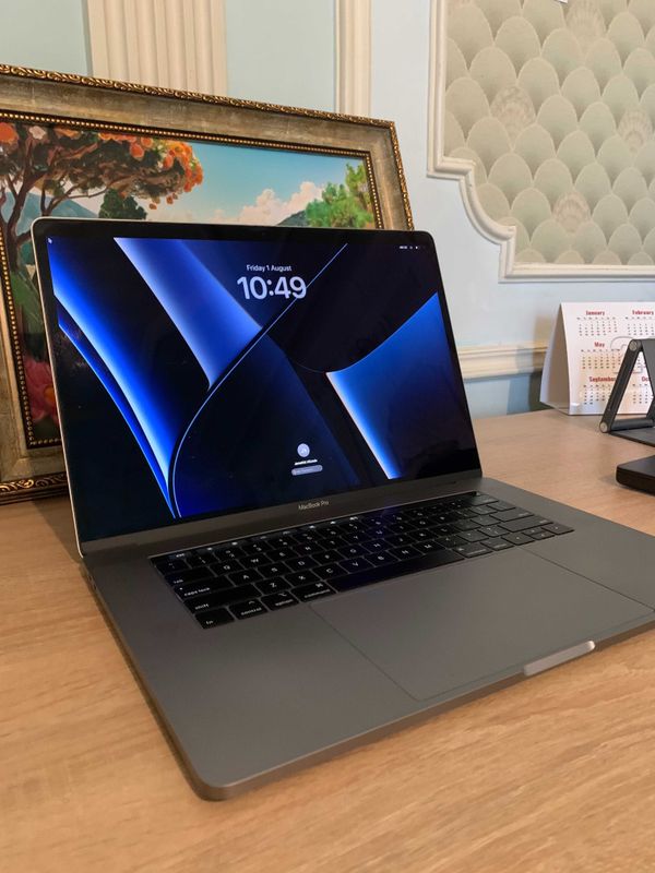 MacBook Pro 16 2018 — 32GB / 512GB SSD | Отличное состояние MacBook Pro 16 2018 — 32GB / 512GB SSD | Отличное состояние