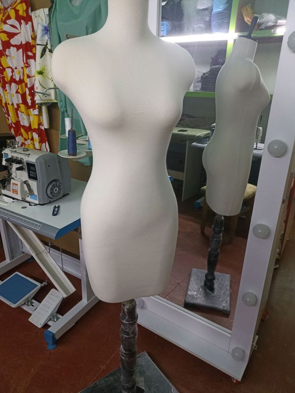 Maniken tikuvchilarniki modellash uchun , Maniken tikuvchilarniki modellash uchun ,