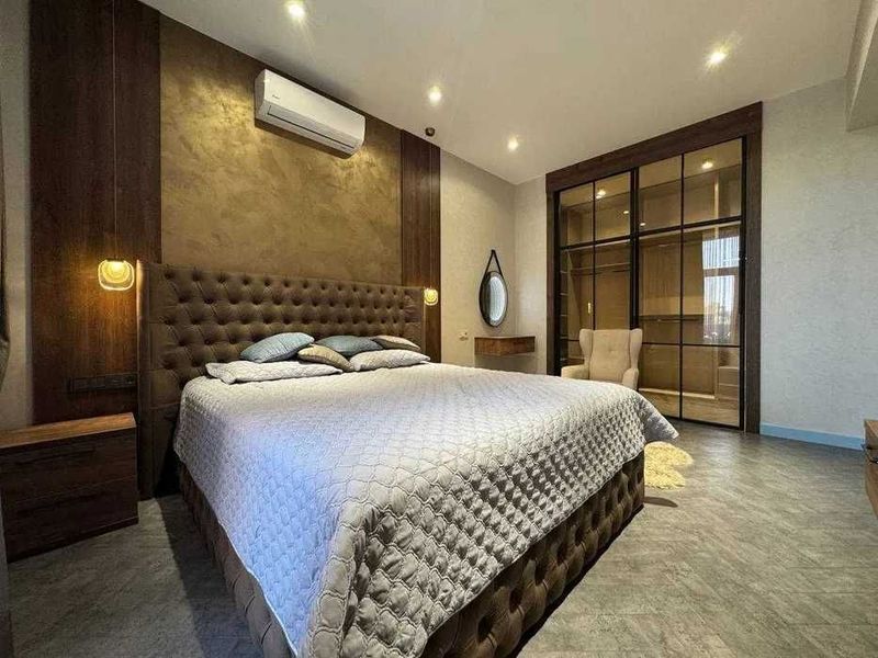 Maksim Gorky metro 2-room apartment in Mirzo-Ulugbek, Buyuk Ipak Yuli