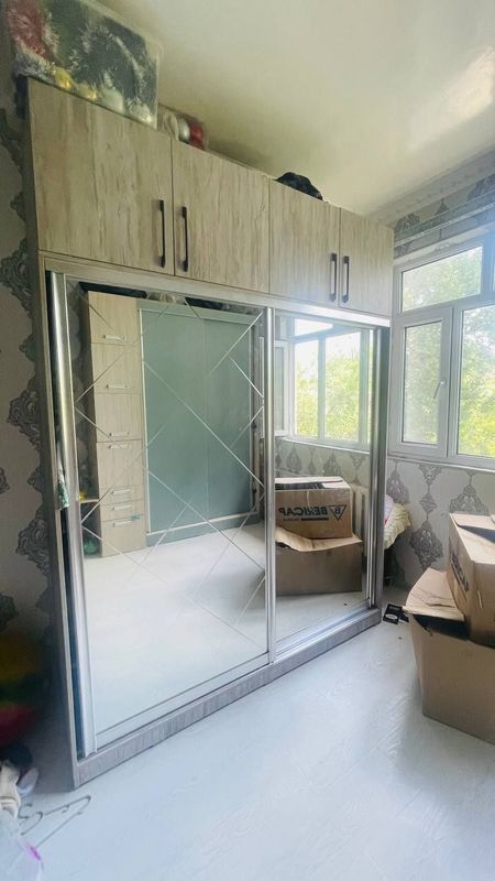 продам шкаф купе в идеальном состоянии продам шкаф купе в идеальном состоянии