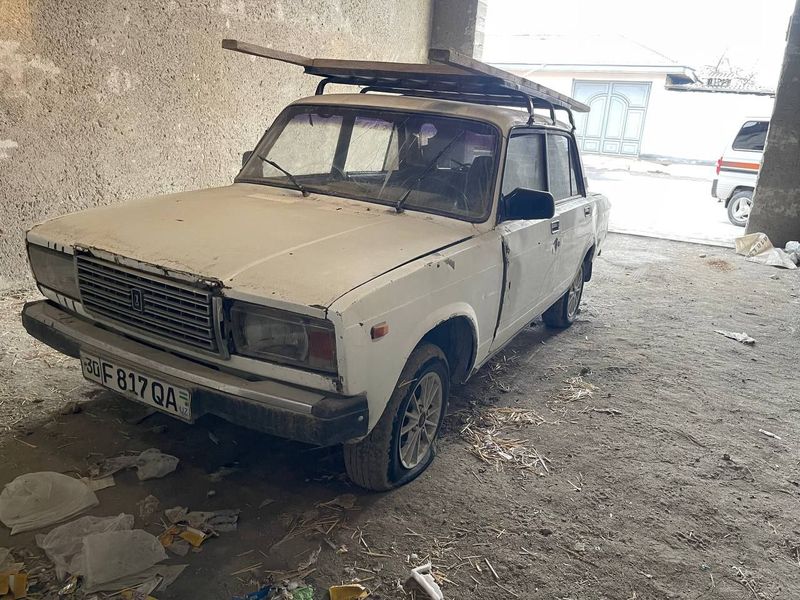 Vaz 21 07 sotiladi