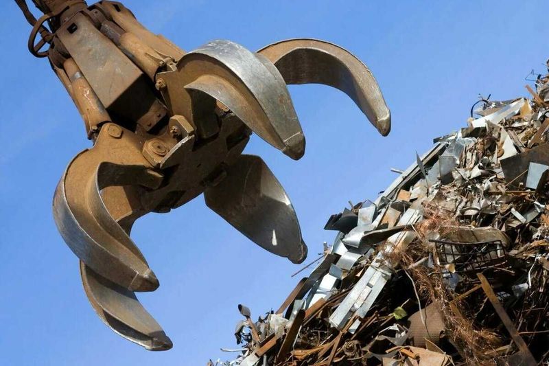 металлолом оламиз кг 3000 сум . тонна 3200сум фаргона металлолом оламиз кг 3000 сум . тонна 3200сум фаргона