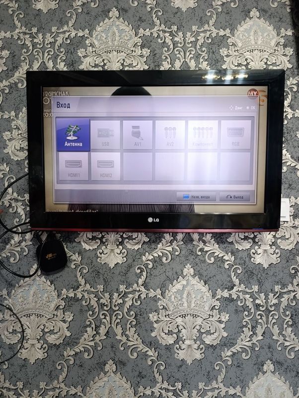 LG 32 televizor sotiladi LG 32 televizor sotiladi