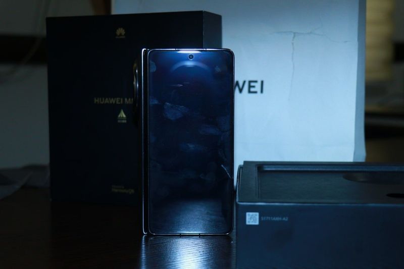 Huawei Mate X6 Dual SIM, 12GB/512GB - Deep Sea Blue