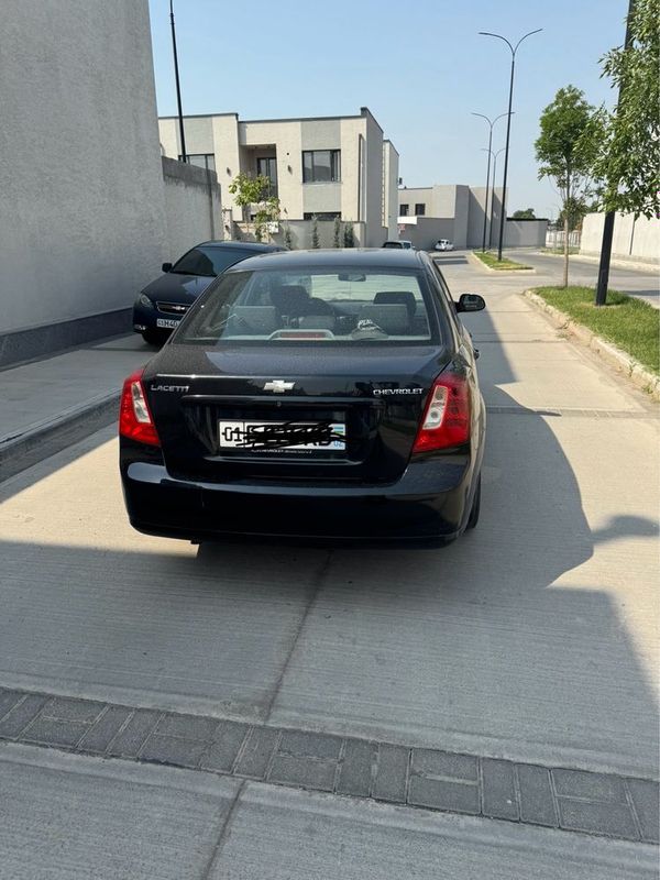 Lacetti 1,8 с хорошим пробегом в отличном состоянии Lacetti 1,8 с хорошим пробегом в отличном состоянии