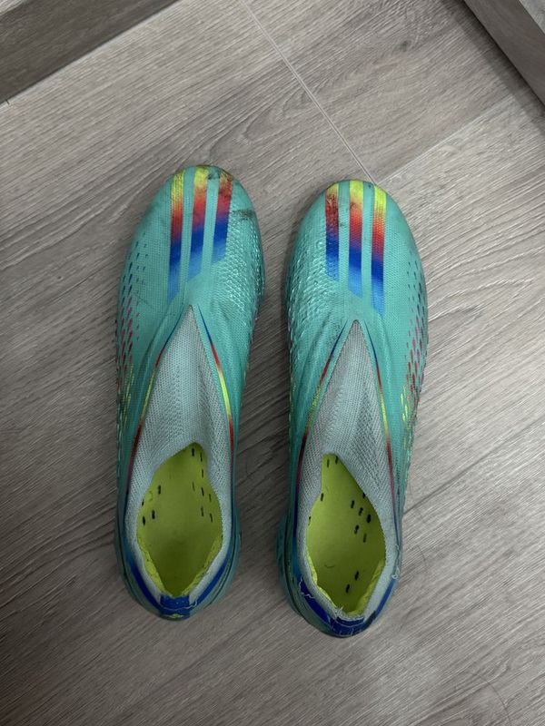 Продам футбольные бутсы Adidas Продам футбольные бутсы Adidas