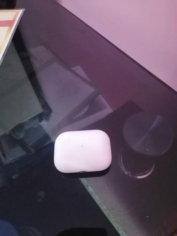 Air pods pro naushnik