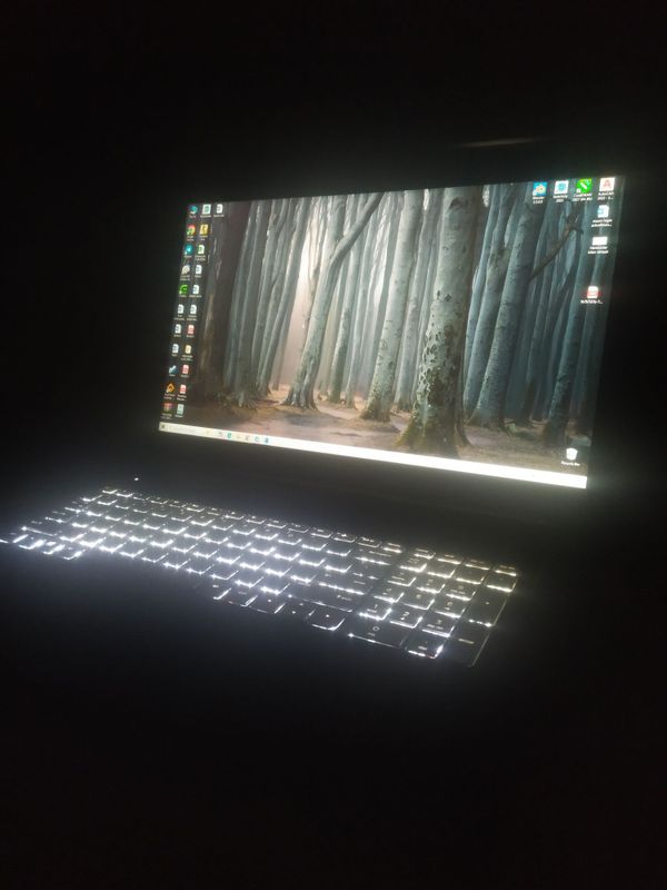 HP İntel İ7 noutbook