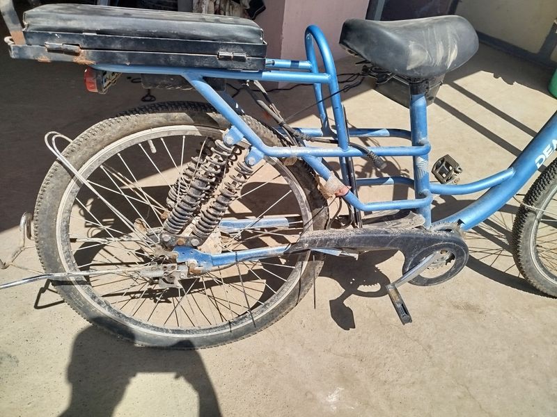 Skuter sotiladi srochni Skuter sotiladi srochni