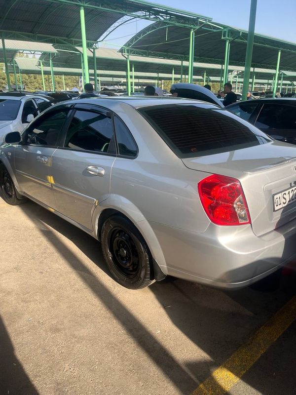 Продаётся ухоженный Lacetti 1.8, первые руки Продаётся ухоженный Lacetti 1.8, первые руки