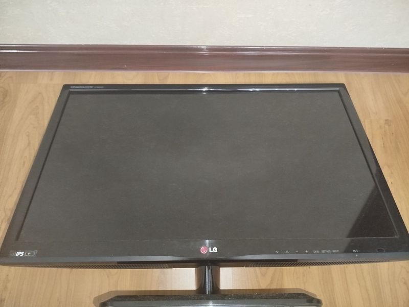 LG 3D IPS LED монитор 27MD53D LG 3D IPS LED монитор 27MD53D