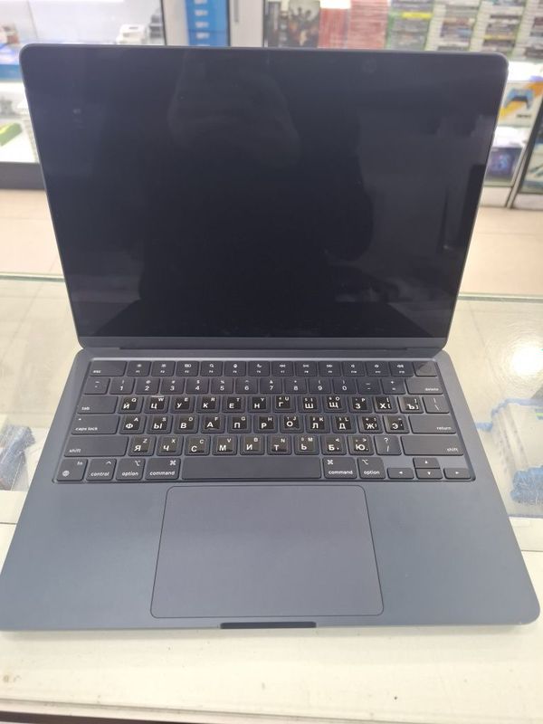 Macbook air m3 8/256 100 %