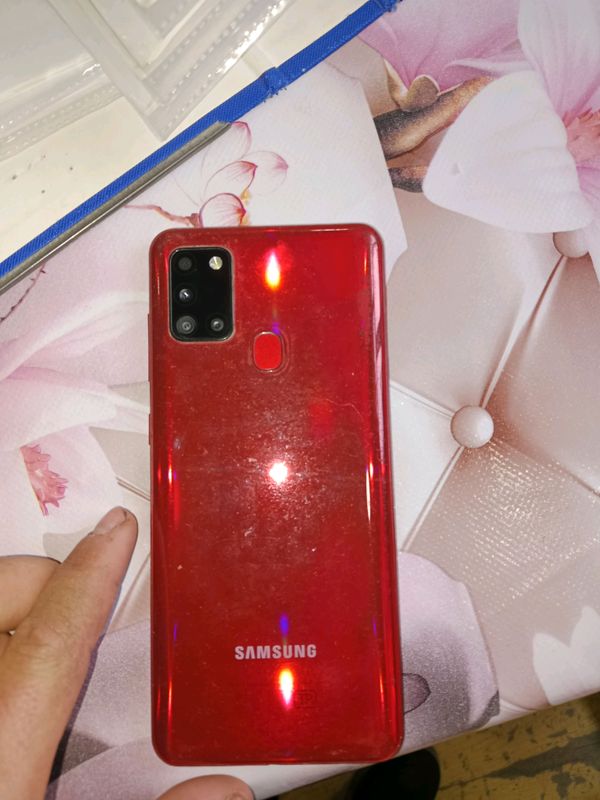 Samsung A 24 128Gb xotira narxi 1mln