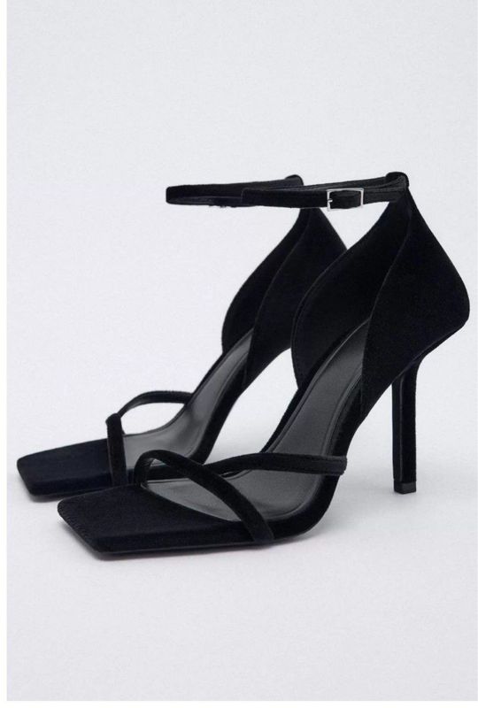 Новые босоножки Zara