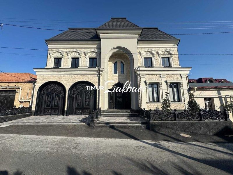 Продам ЕвроДом Центр Луначарского 6 соток Продам ЕвроДом Центр Луначарского 6 соток