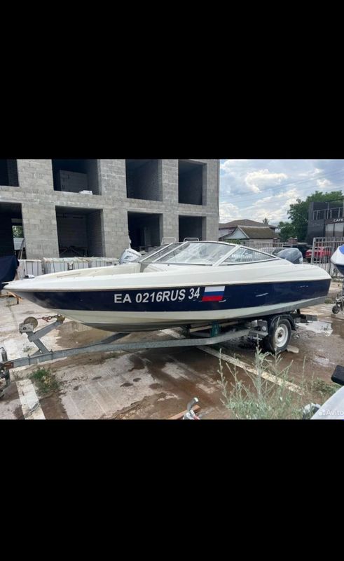 Катер Bayliner с мотором Yamaha 115 Катер Bayliner с мотором Yamaha 115