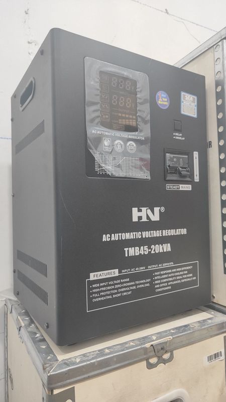 Стабилизатор напряжения релейного типа марки HN 001 TMB 45-20 Стабилизатор напряжения релейного типа марки HN 001 TMB 45-20