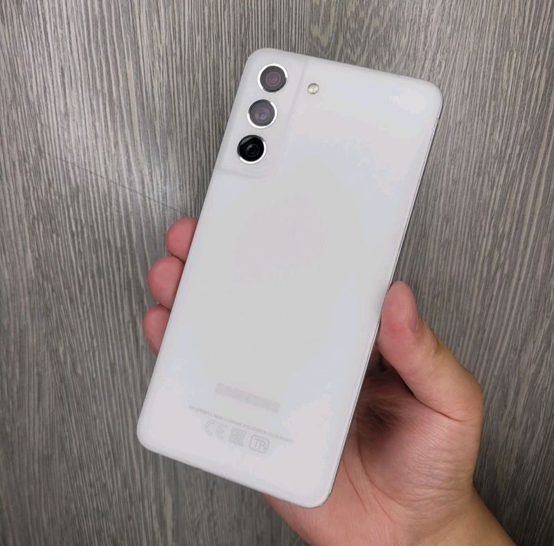 SAMSUNG S21FE 5G SAMSUNG S21FE 5G