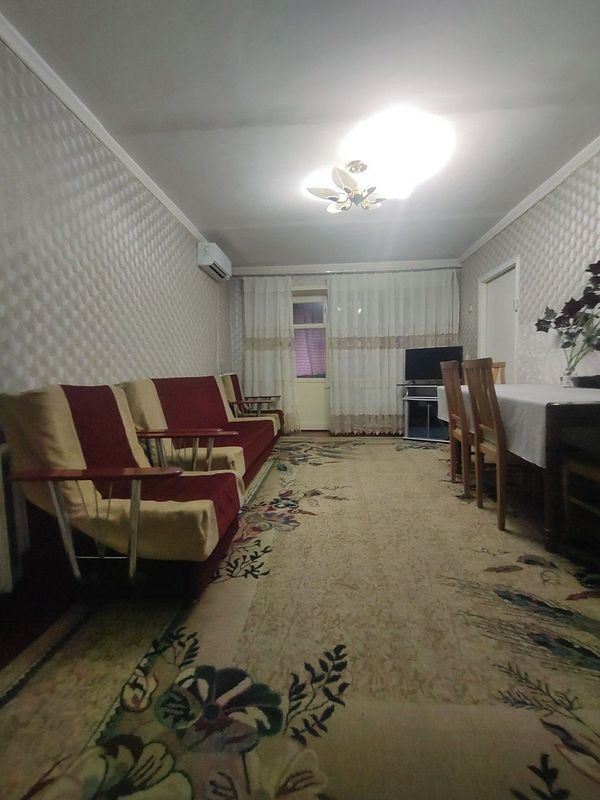 Yalang‘och 3/1/4 jgara, 450$ Yalang‘och 3/1/4 jgara, 450$
