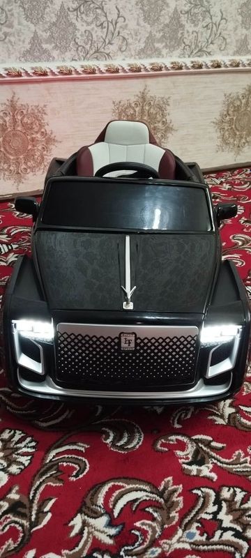 Rolls Royce сотилади