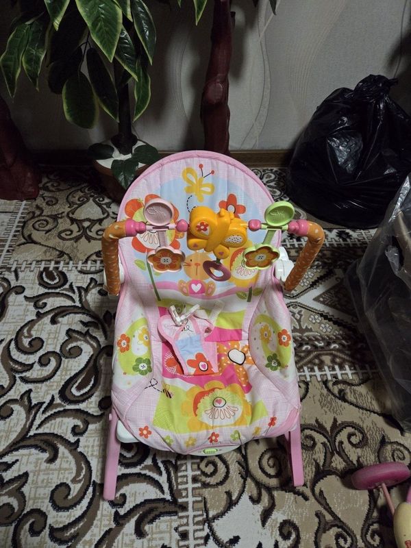 Шезлонг Fisher Price Шезлонг Fisher Price
