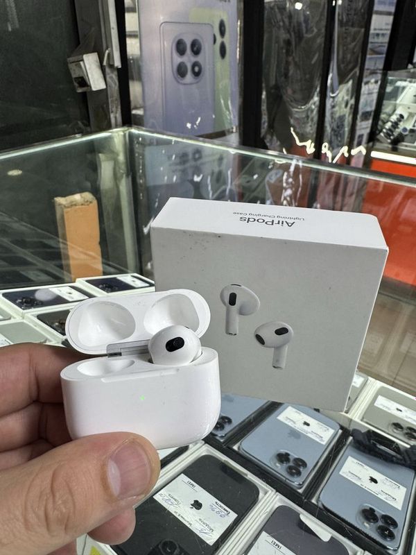 Air Pods 3 Bita qulogi yoq